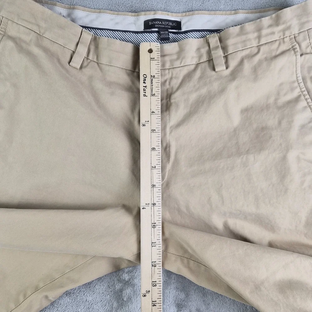 Banana Republic Emerson Pants Mens 38x32 Khaki Flat Front Straight Chino Preppy